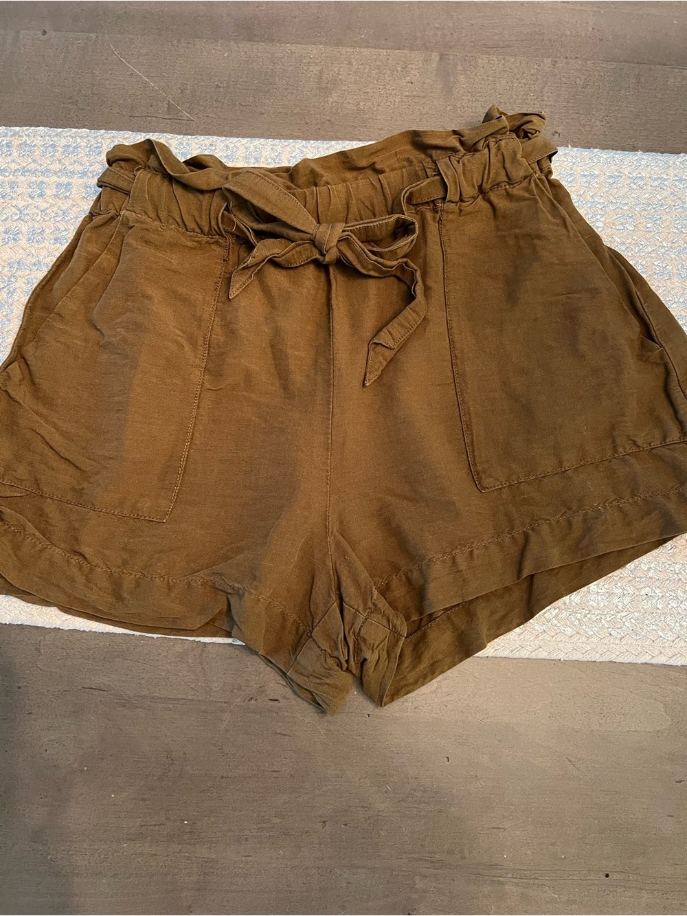 H&M Linen Blend Paperbag Waist Tie Belt Shorts